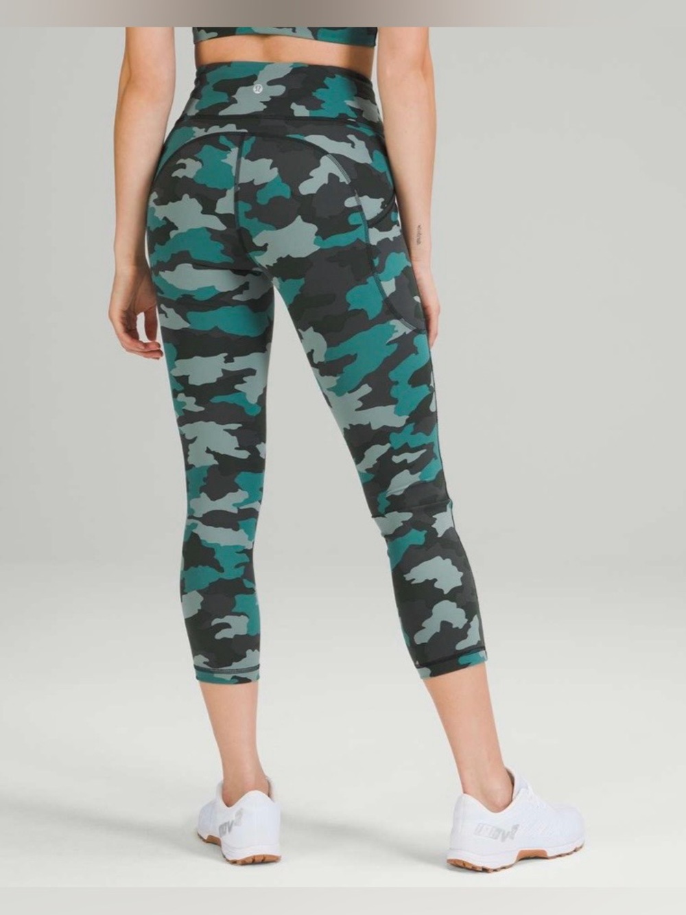 Lululemon Invigorate High Rise Crop - Picture 2 of 10